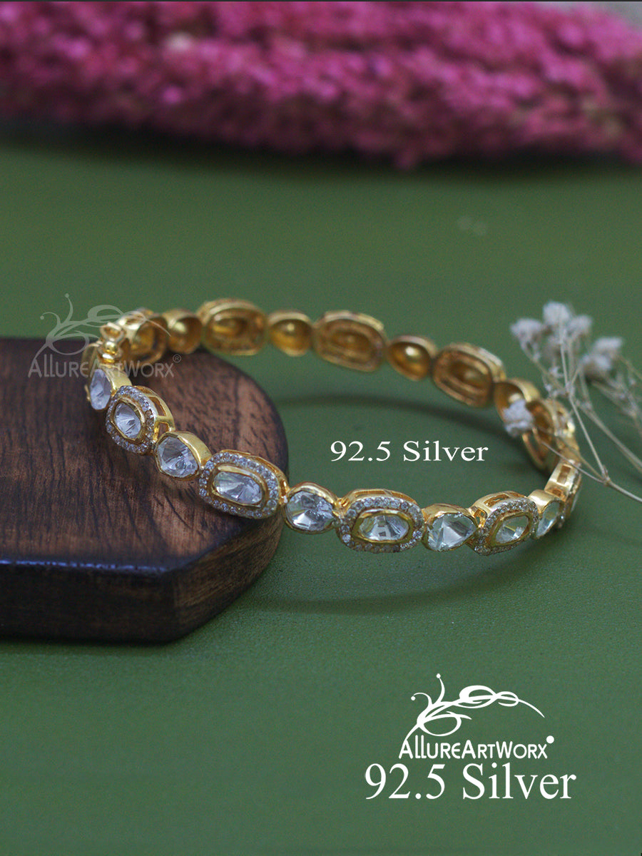 Anya Silver Kada